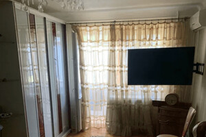 Продается 1-комнатная квартира 35 кв. м в Харькове, проїзд Стадіонний