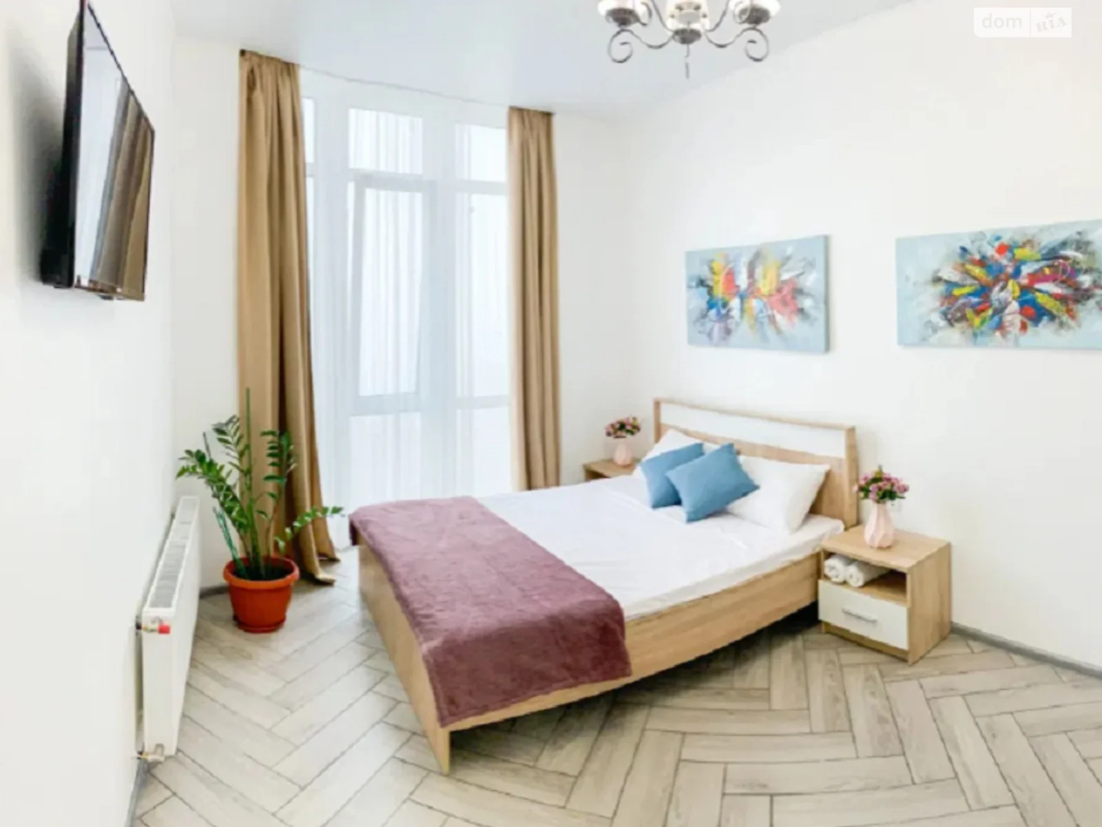 Продается 3-комнатная квартира 120 кв. м в Одессе, плато Гагаринское, 9 - фото 1