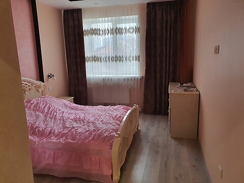 Здається в оренду 2-кімнатна квартира 78 кв. м у Луцьку, цена: 12000 грн