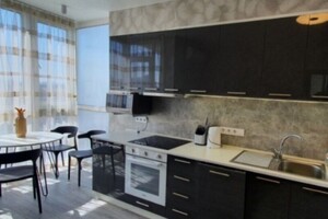 Сдается в аренду 2-комнатная квартира 56 кв. м в Киеве, Сормовская улица