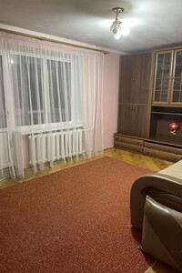 Сдается в аренду 1-комнатная квартира 46 кв. м в Черновцах, цена: 7500 грн