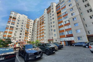Продается 1-комнатная квартира 42 кв. м в Хмельницком, Водопроводная улица