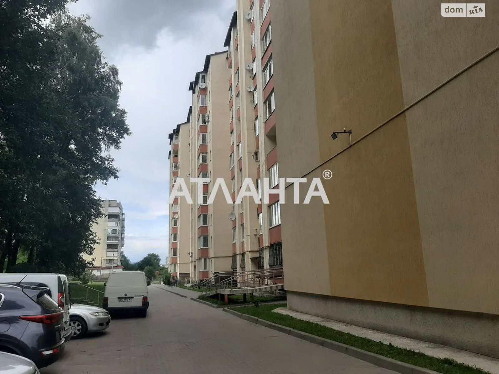 Продается офис 110 кв. м в бизнес-центре, цена: 46000 $