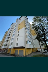 Продается 3-комнатная квартира 87 кв. м в Ивано-Франковске, цена: 38500 $