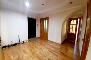 Продаж квартири, Тернопіль, р‑н. Бам, Київська вулиця