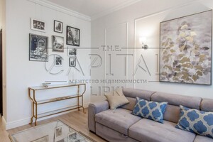 Продается 2-комнатная квартира 75 кв. м в Киеве, цена: 210000 $