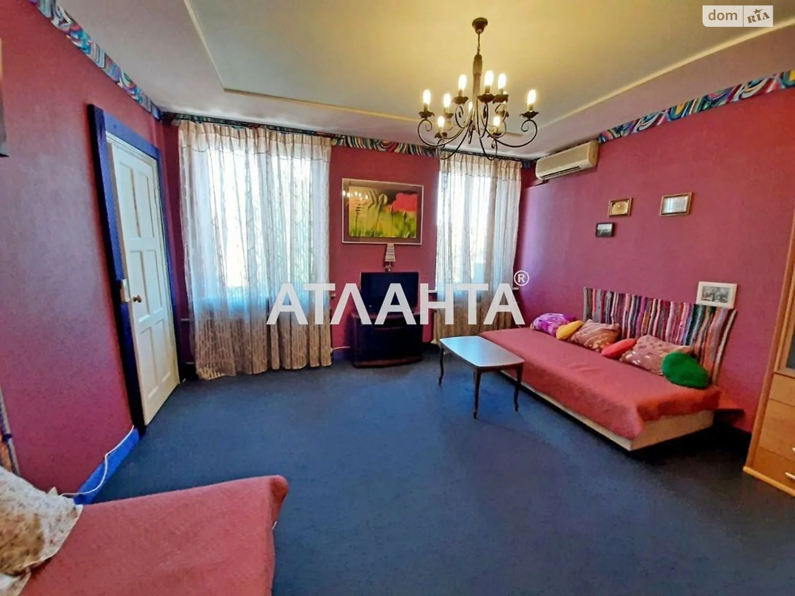 Продається 3-кімнатна квартира 60.2 кв. м у Одесі, вул. Рішельєвська