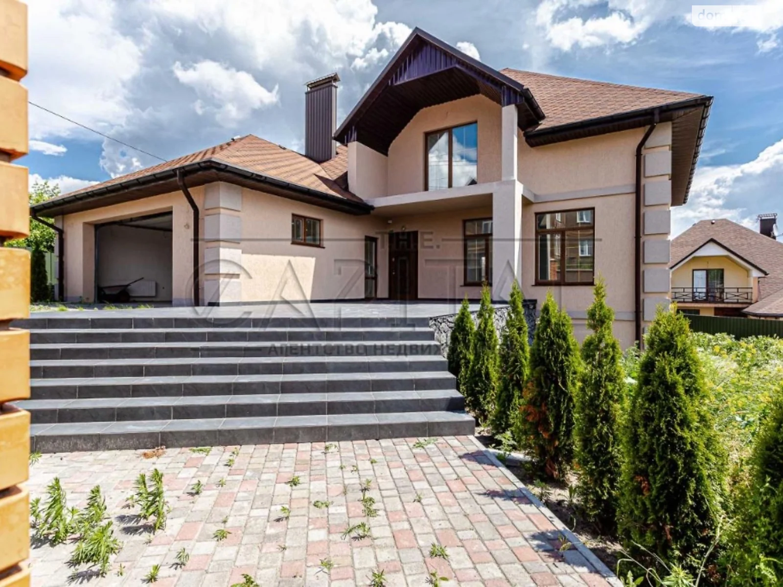 Продається будинок 2 поверховий 325 кв. м з каміном - фото 2