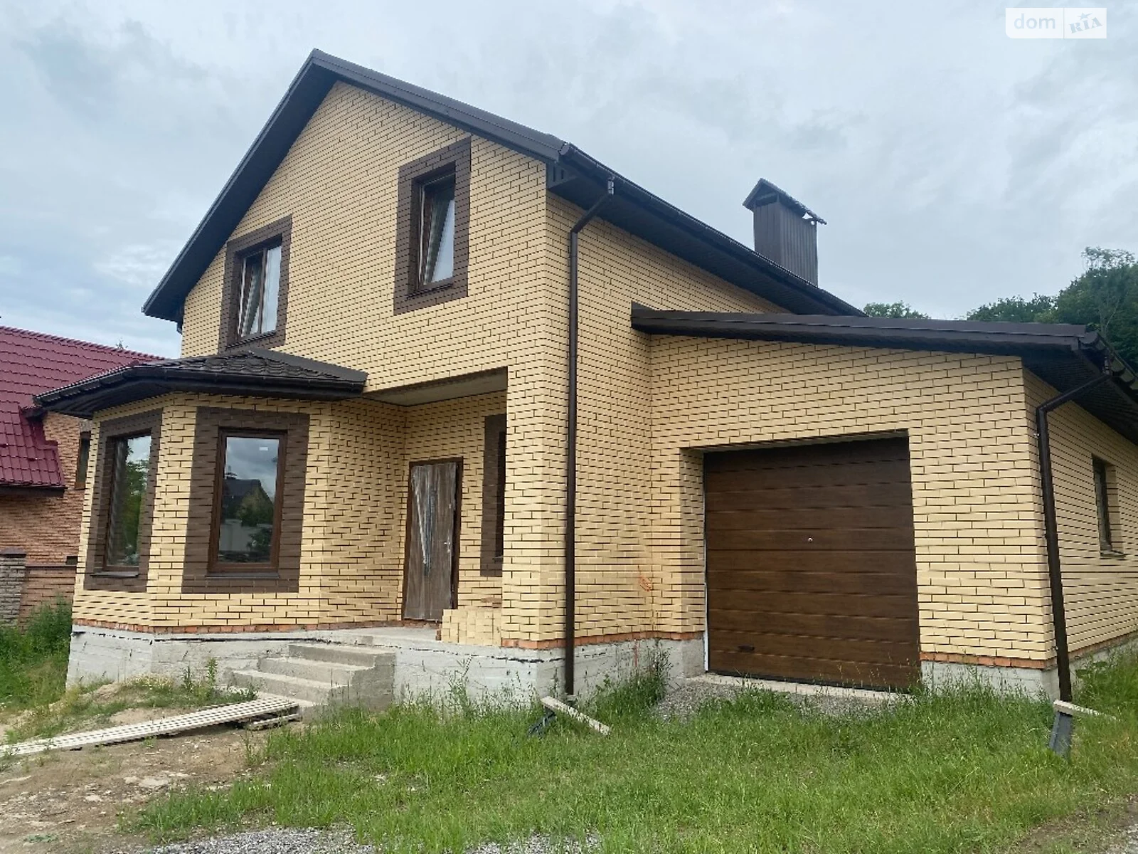 Продається будинок 2 поверховий 120 кв. м з каміном, цена: 175000 $