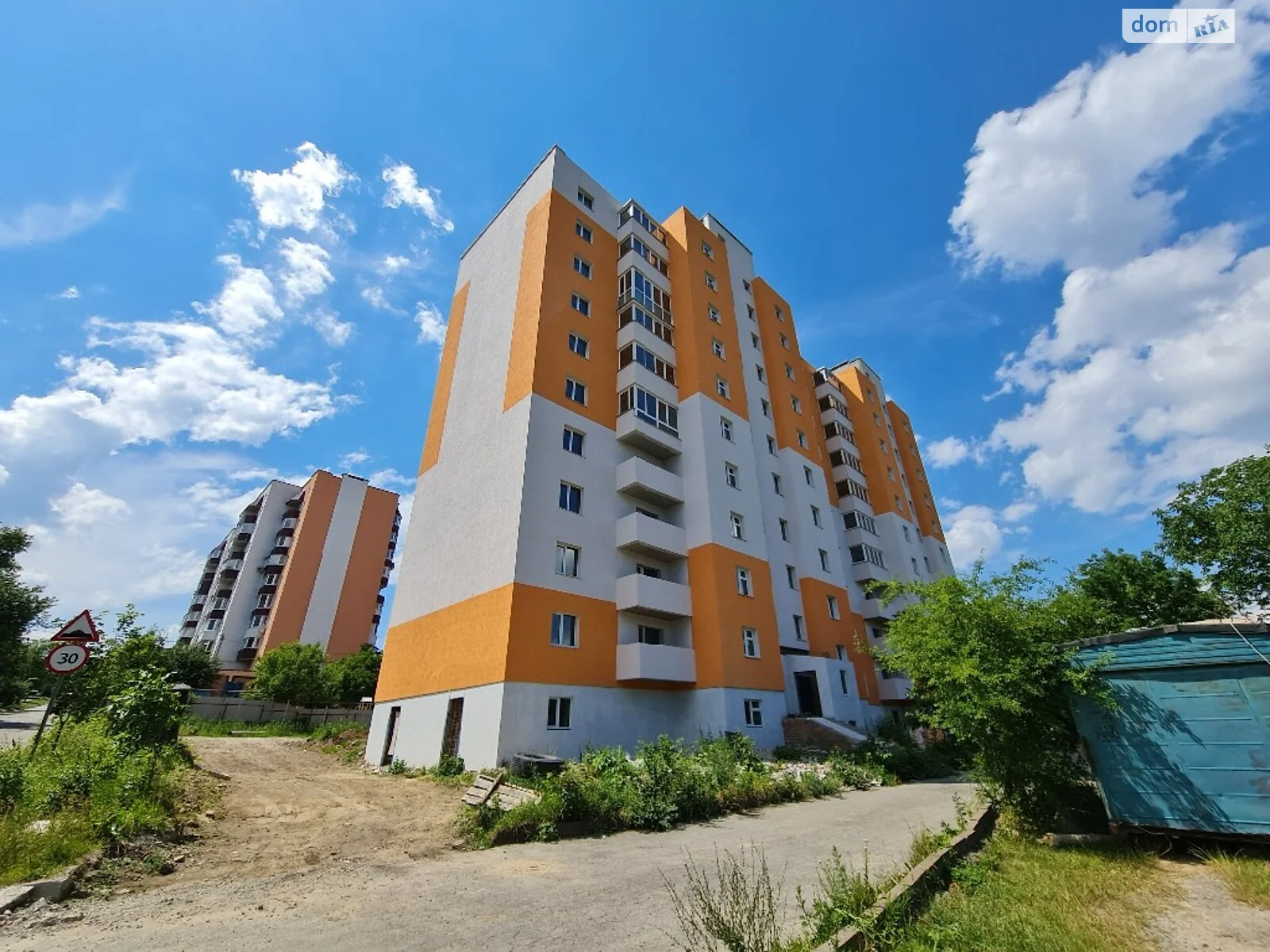 Продается 3-комнатная квартира 84.4 кв. м в Хмельницком, ул. Александра Кушнирука(Гастелло)