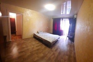 Сдается в аренду 1-комнатная квартира в Днепре, Малиновского Маршала улица