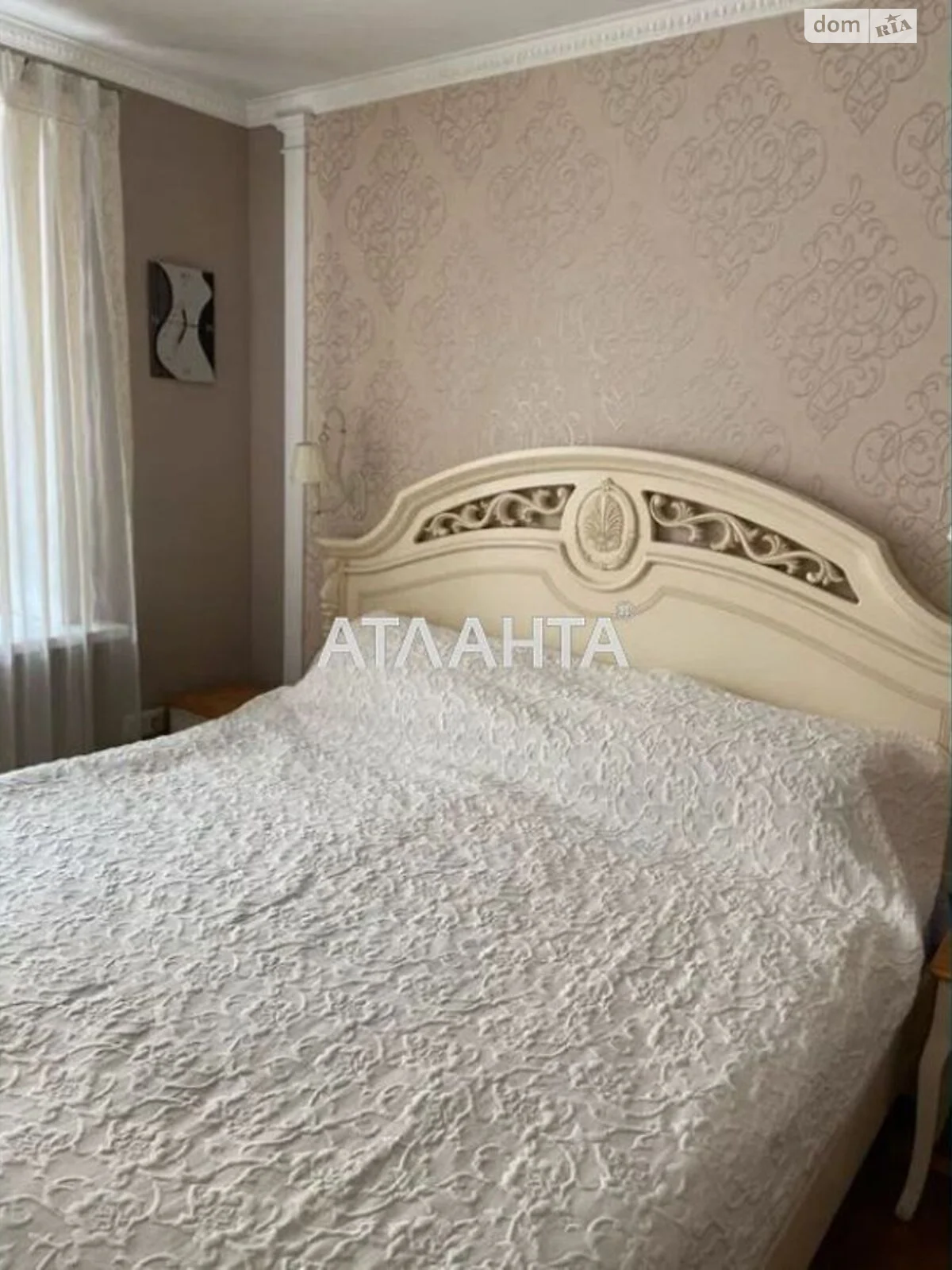 Продается 3-комнатная квартира 73 кв. м в Одессе, просп. Небесной Сотни - фото 1