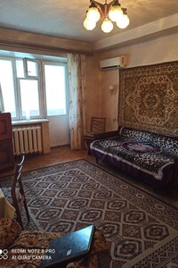 Продается 1-комнатная квартира 32 кв. м в Киеве, Голосеевский проспект