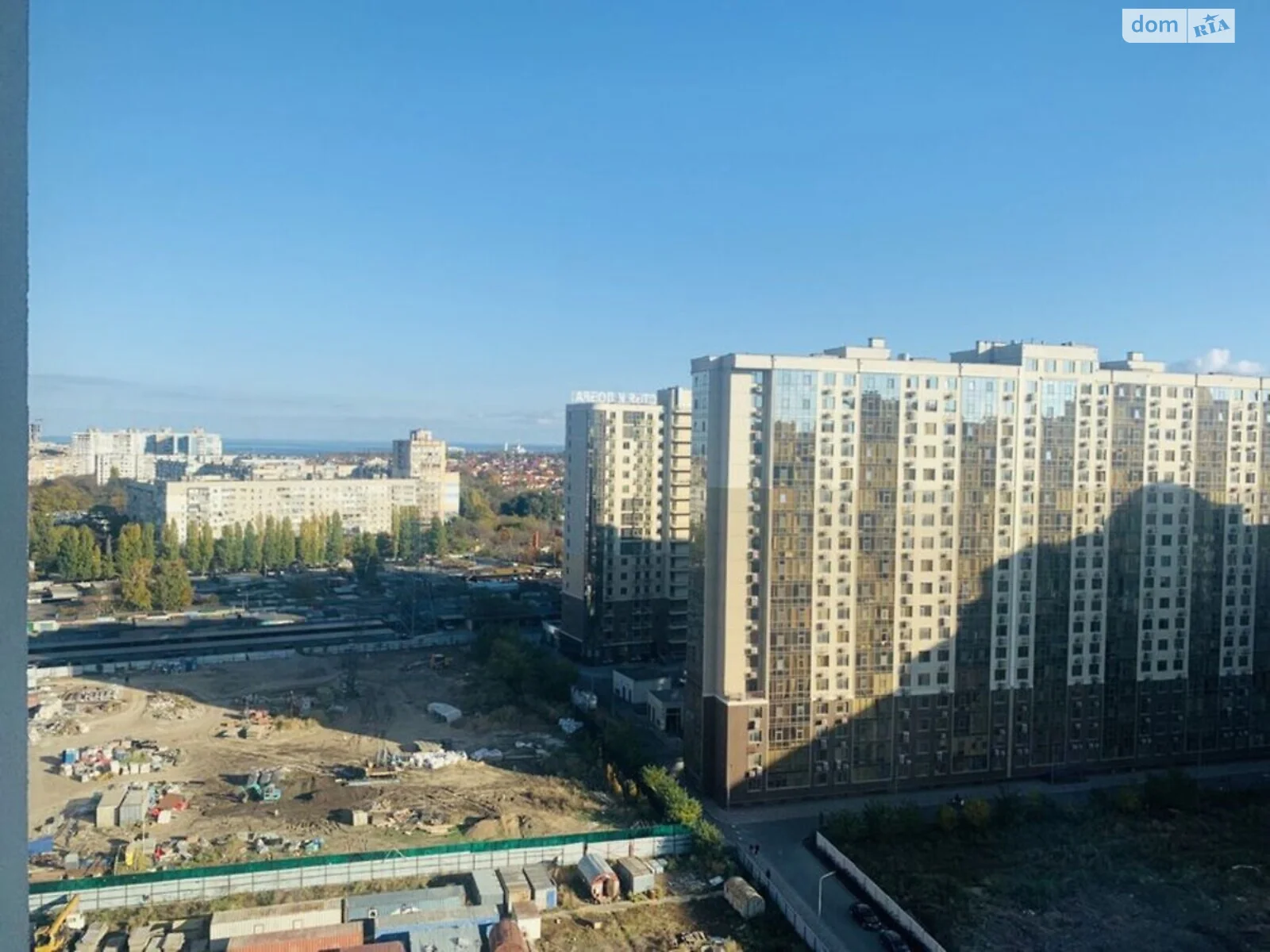 Продается 2-комнатная квартира 61 кв. м в Одессе