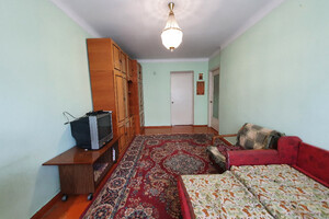 Продается 3-комнатная квартира 58 кв. м в Хмельницком, Чорновола улица