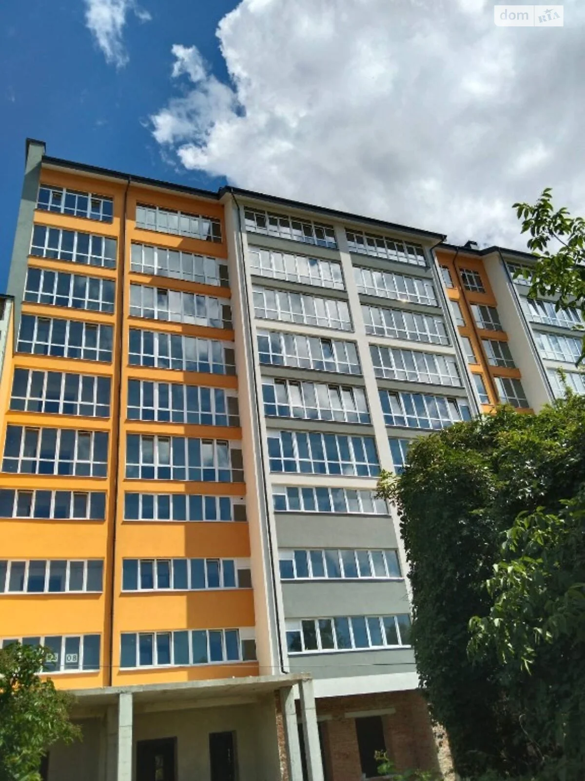 Продается 2-комнатная квартира 61.1 кв. м в Ивано-Франковске, ул. Украинских Декабристов, 52 - фото 1
