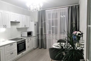 Продается 2-комнатная квартира 54 кв. м в Киеве, ул. Владимира Наумовича