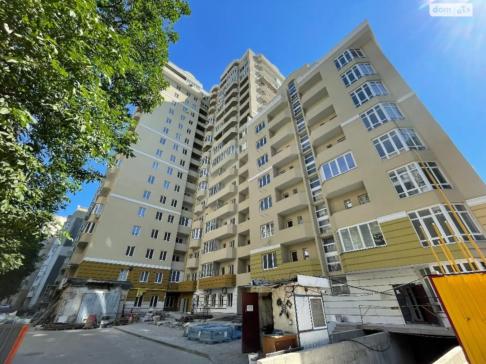 Продается 1-комнатная квартира 36 кв. м в Одессе, ул. Солнечная, 4 - фото 1