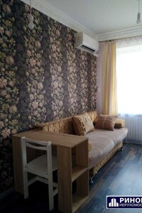 Продается 2-комнатная квартира 41.7 кв. м в Полтаве, Степана Кондратенко улица