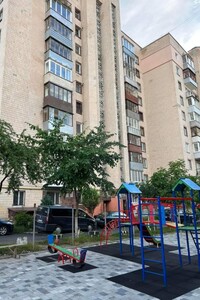 Продается 1-комнатная квартира 39 кв. м в Тернополе, Князя Святослава (Ломоносова Михаила) улица