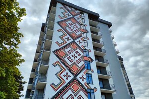 Продажа квартиры, Ивано-Франковск, р‑н. Позитрон, Хмельницкого Богдана улица, дом 73а