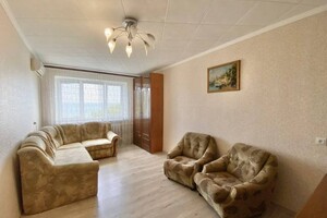 Продается 2-комнатная квартира 48 кв. м в Черноморске, Парковая улица
