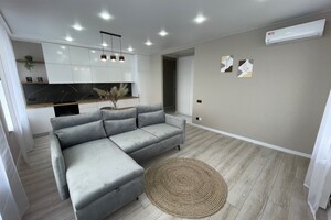 Продаж квартири, Дніпро, р‑н. Воронцова, Луговська вулиця, буд. 248