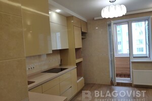 Продается 2-комнатная квартира 78 кв. м в Киеве, Оболонский проспект