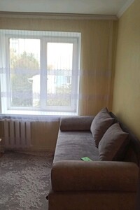 Продается 2-комнатная квартира 43 кв. м в Черновцах, Ивасюка Владимира улица