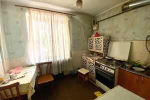 Продається 1-кімнатна квартира 35 кв. м у Чернівцях, Залозецького Володимира вулиця