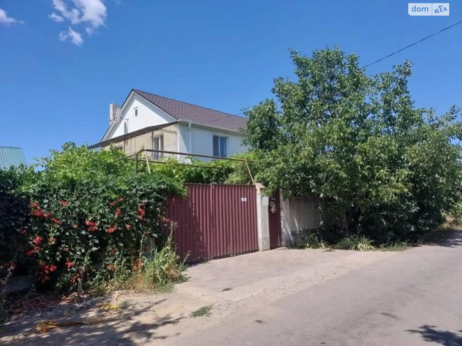 Продается дом на 2 этажа 150 кв. м с беседкой, цена: 175000 $ - фото 1