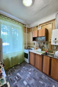 Продается 1-комнатная квартира 31 кв. м в Черновцах, Главная улица