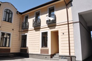 Продажа квартиры, Ивано-Франковск, р‑н. Центр, Озаркевича Евгения (Павлика Морозова) улица