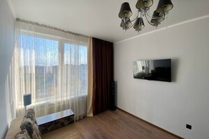 Продается 2-комнатная квартира 53 кв. м в Ивано-Франковске, ул. Довженко А.