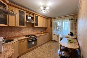 Продается 3-комнатная квартира 70 кв. м в Житомире, Чудновская улица