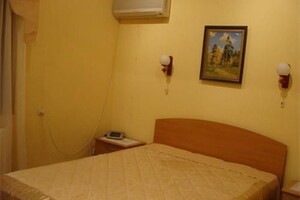 Сдается в аренду 1-комнатная квартира в Киеве, Леси Украинки площадь