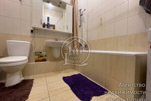 Продается 2-комнатная квартира 53 кв. м в Кривом Роге, Гагарина проспект