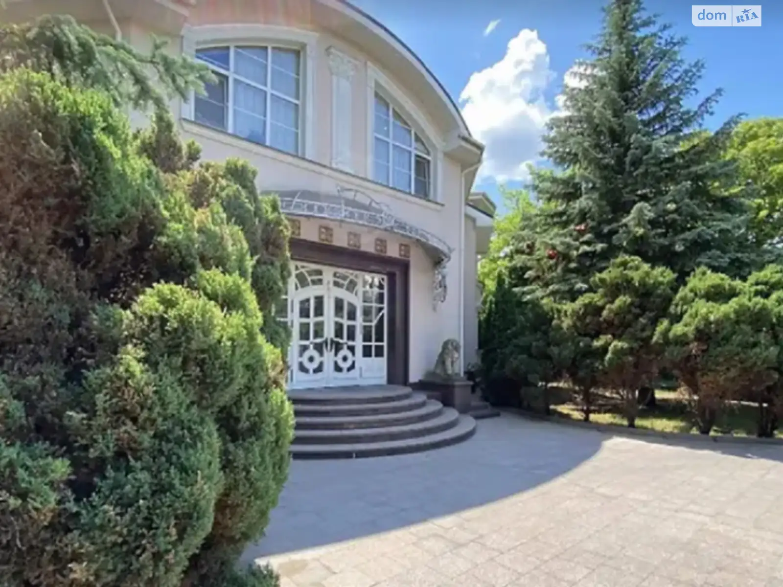 Продається будинок 2 поверховий 1000 кв. м з садом, цена: 3500000 $