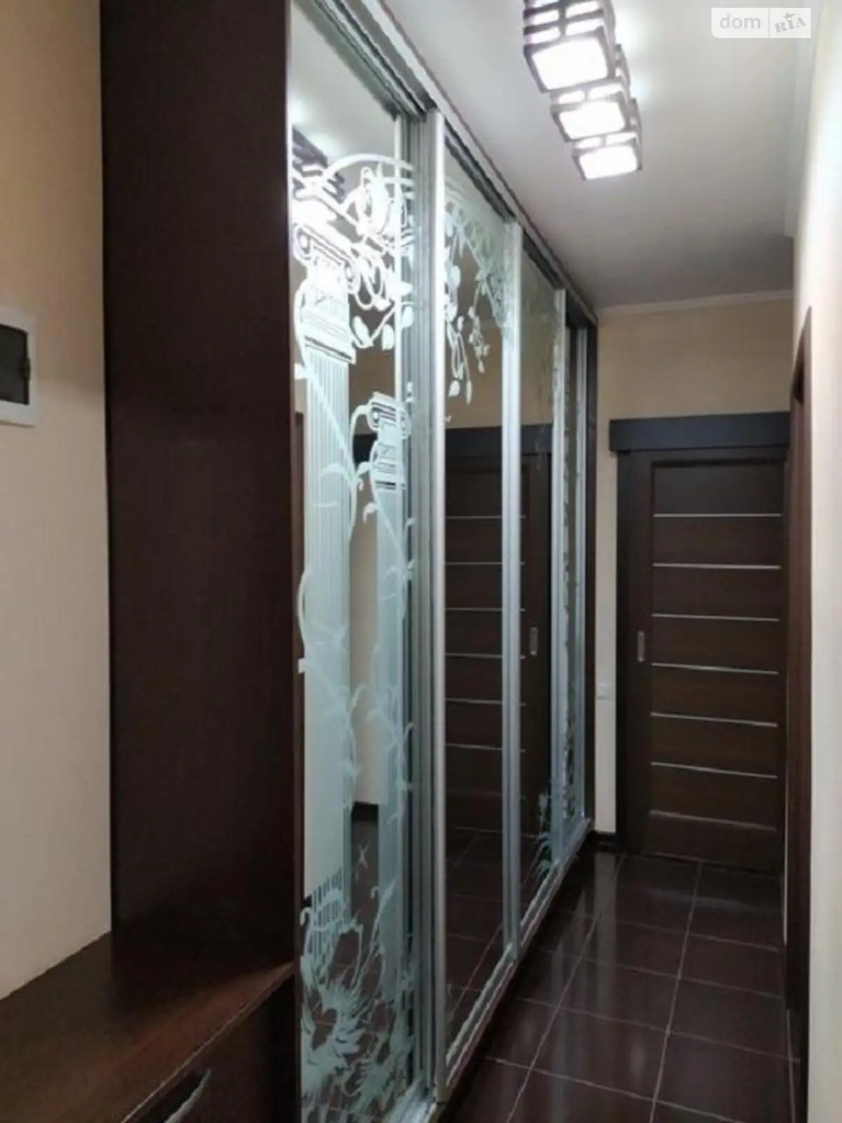 Продается 2-комнатная квартира 49 кв. м в Одессе, ул. Академика Сахарова, 24 - фото 1