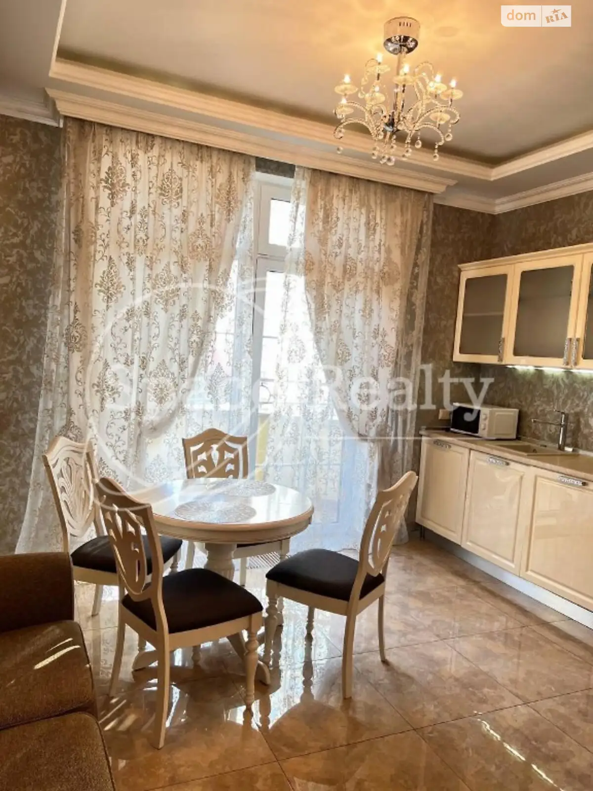 Сдается в аренду 4-комнатная квартира 124 кв. м в Киеве - фото 2