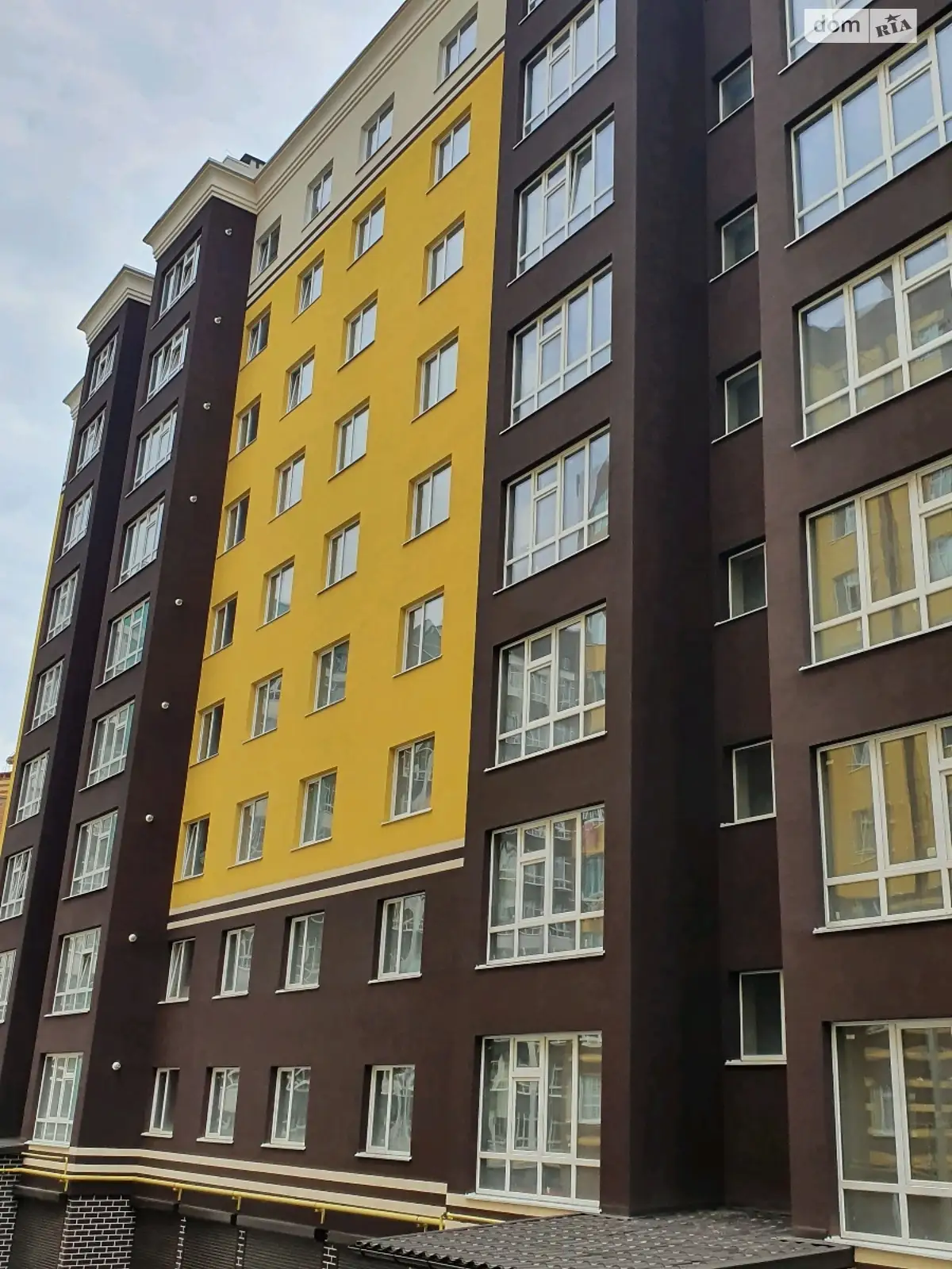 Продается 2-комнатная квартира 64 кв. м в Хмельницком, ул. Кармелюка