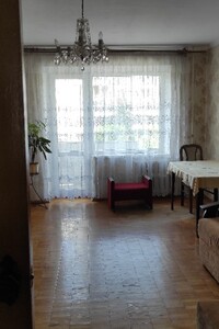 Сдается в аренду 2-комнатная квартира 51.7 кв. м в Львове, Смелых улица