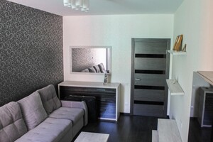 Продается 2-комнатная квартира 66 кв. м в Киеве, Регенераторная улица