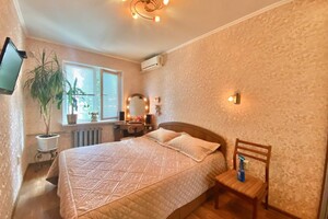 Продается 2-комнатная квартира 44 кв. м в Одессе, Космонавтов улица
