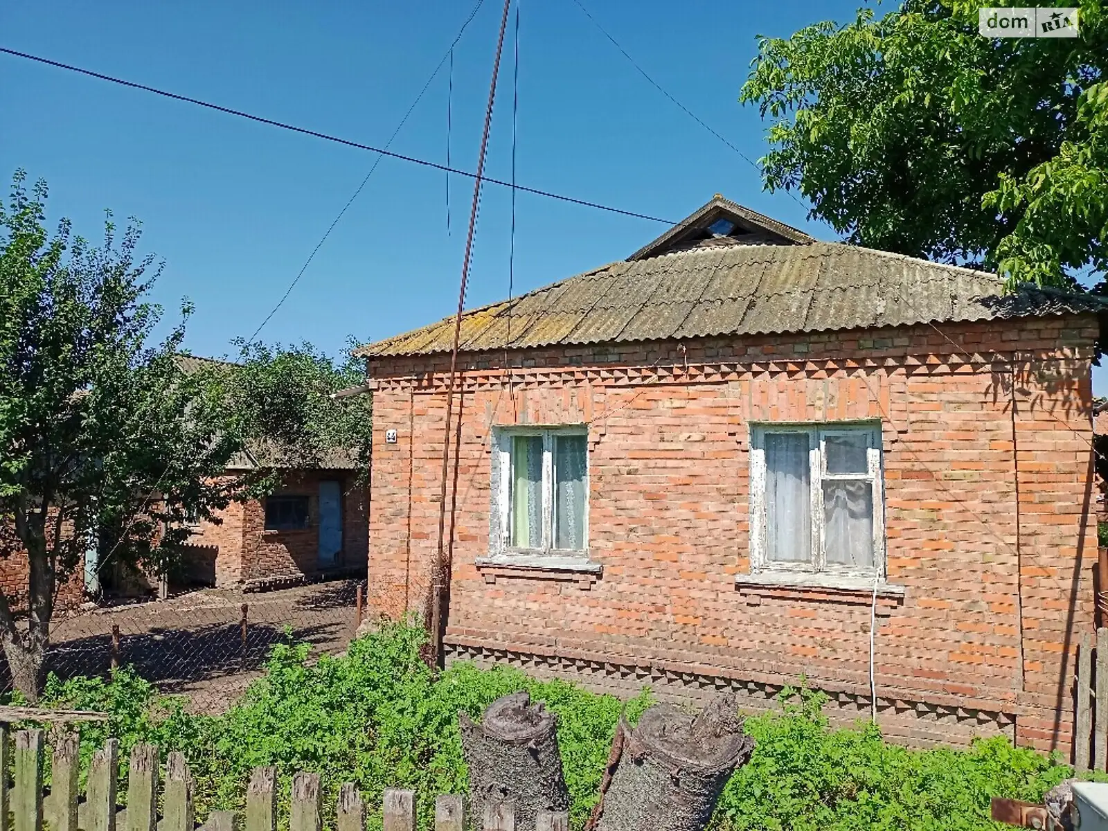 Продається одноповерховий будинок 82 кв. м з каміном, цена: 10500 $