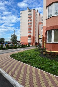 Продается 2-комнатная квартира 72 кв. м в Виннице, Батозкая (Кирова) улица