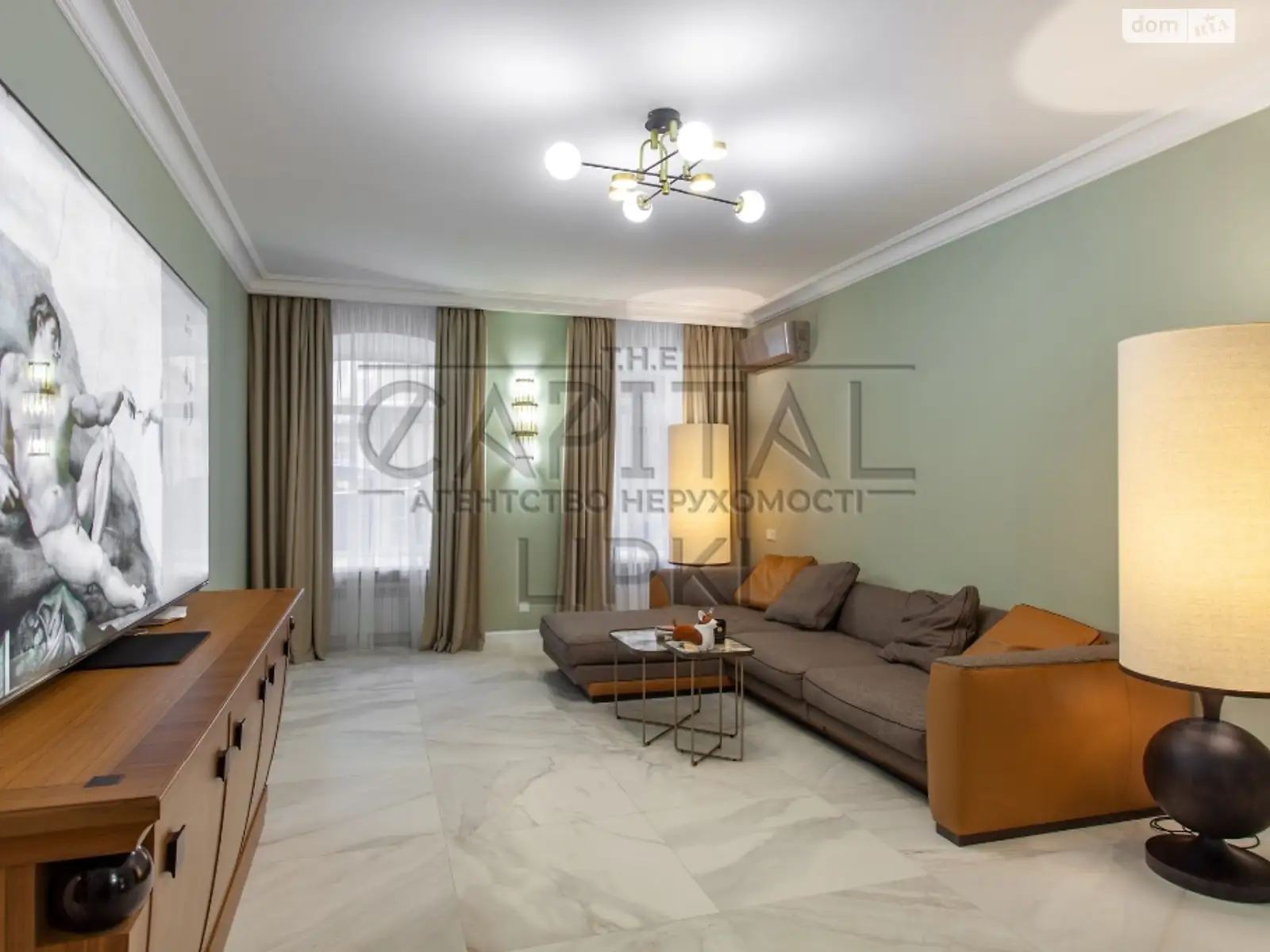 Продается 2-комнатная квартира 200 кв. м в Киеве, ул. Богдана Хмельницкого, 51Б - фото 1