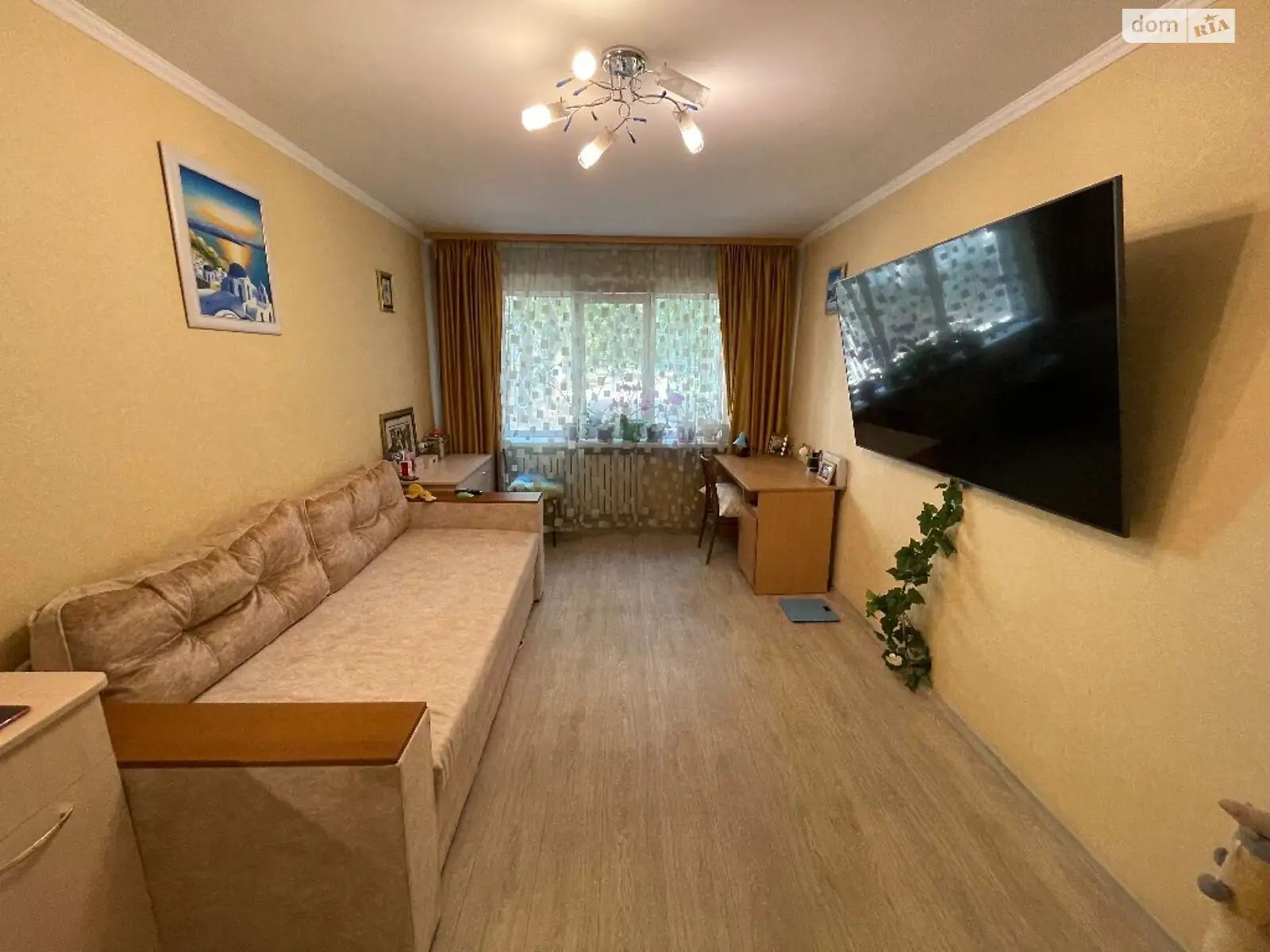 Продается 3-комнатная квартира 62 кв. м в Одессе, просп. Небесной Сотни - фото 1