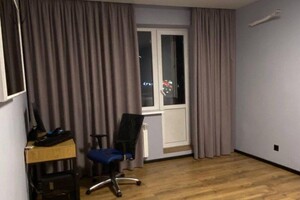 Продается 2-комнатная квартира 54 кв. м в Киеве, Бажана Николая проспект