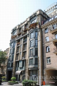 Продается 3-комнатная квартира 95 кв. м в Киеве, Назаровская (Ветрова) улица